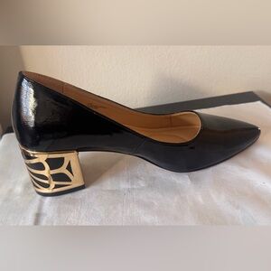 Chic Black Patent Leather Heels with Gold Accent